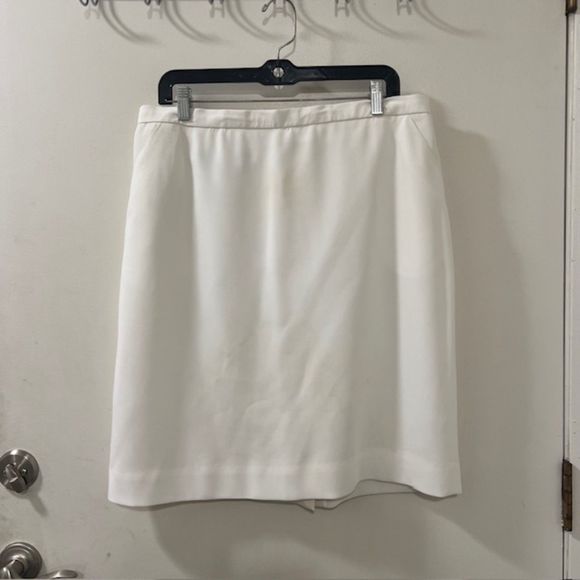 Jones New York Womens Off White Skirt Suit Set Long Sleeve Office Attire Sz 16 - Picture 3 of 14